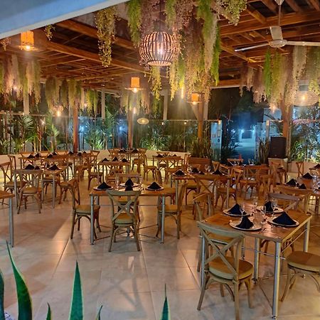 Hotel Wayra Club Acacias Bagian luar foto
