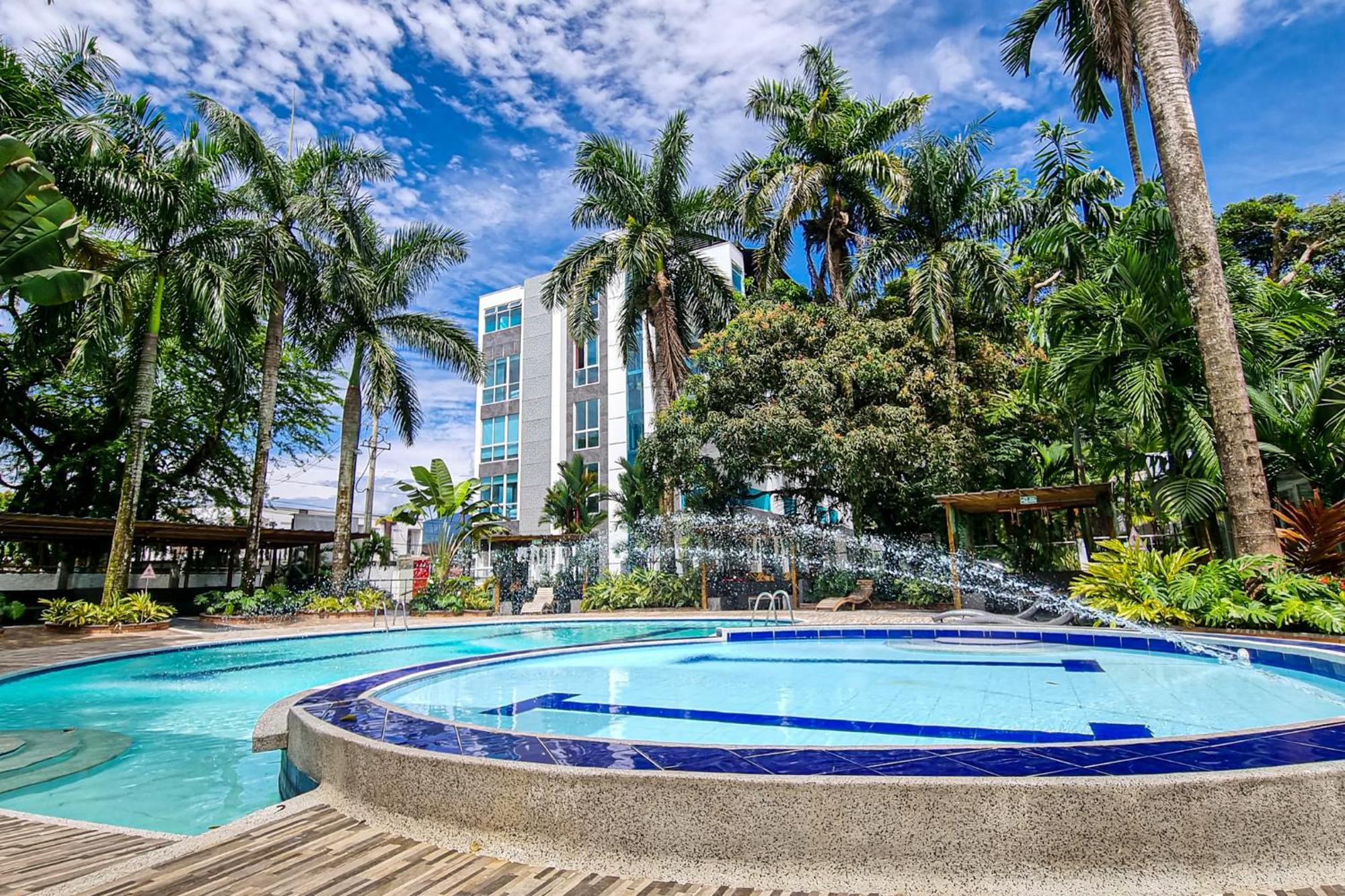Hotel Wayra Club Acacias Bagian luar foto